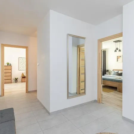 Superapart Zielone Zacisze 1, Your Cozy Getaway In Appartamento